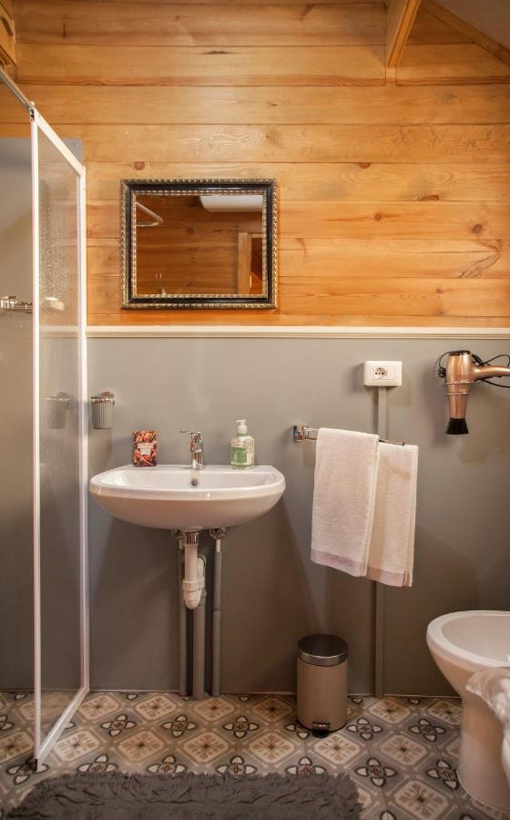 Pian Del Mund Hotell Borgomale Exteriör bild