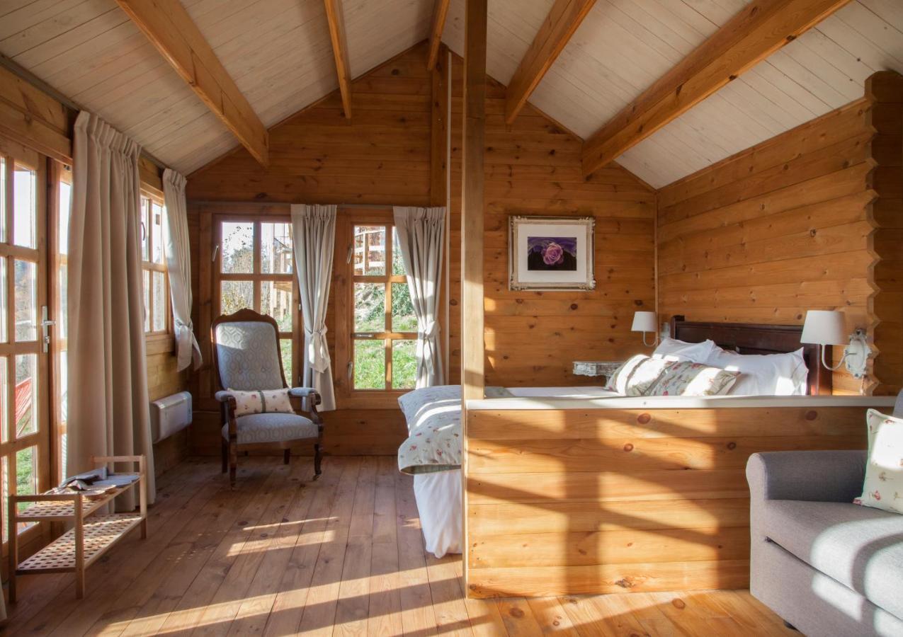 Pian Del Mund Hotell Borgomale Exteriör bild
